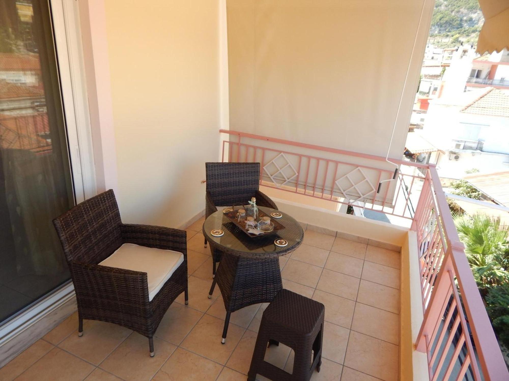 Angela'S Apartment With Beautiful Balcony View Agios Konstantinos  Buitenkant foto
